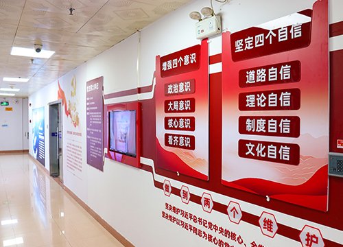 强化标杆引领，推进阵地建设